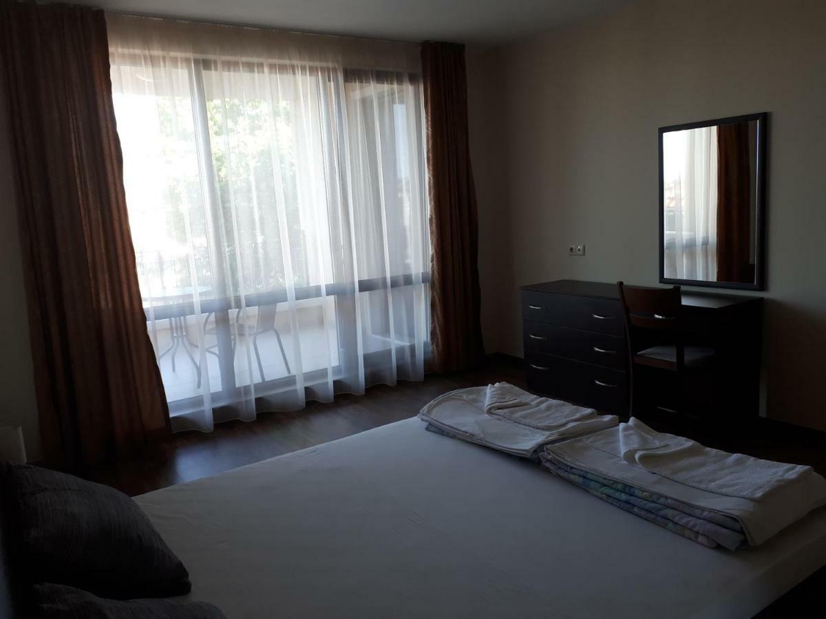 Gradina Hotel Chernomorets Bagian luar foto