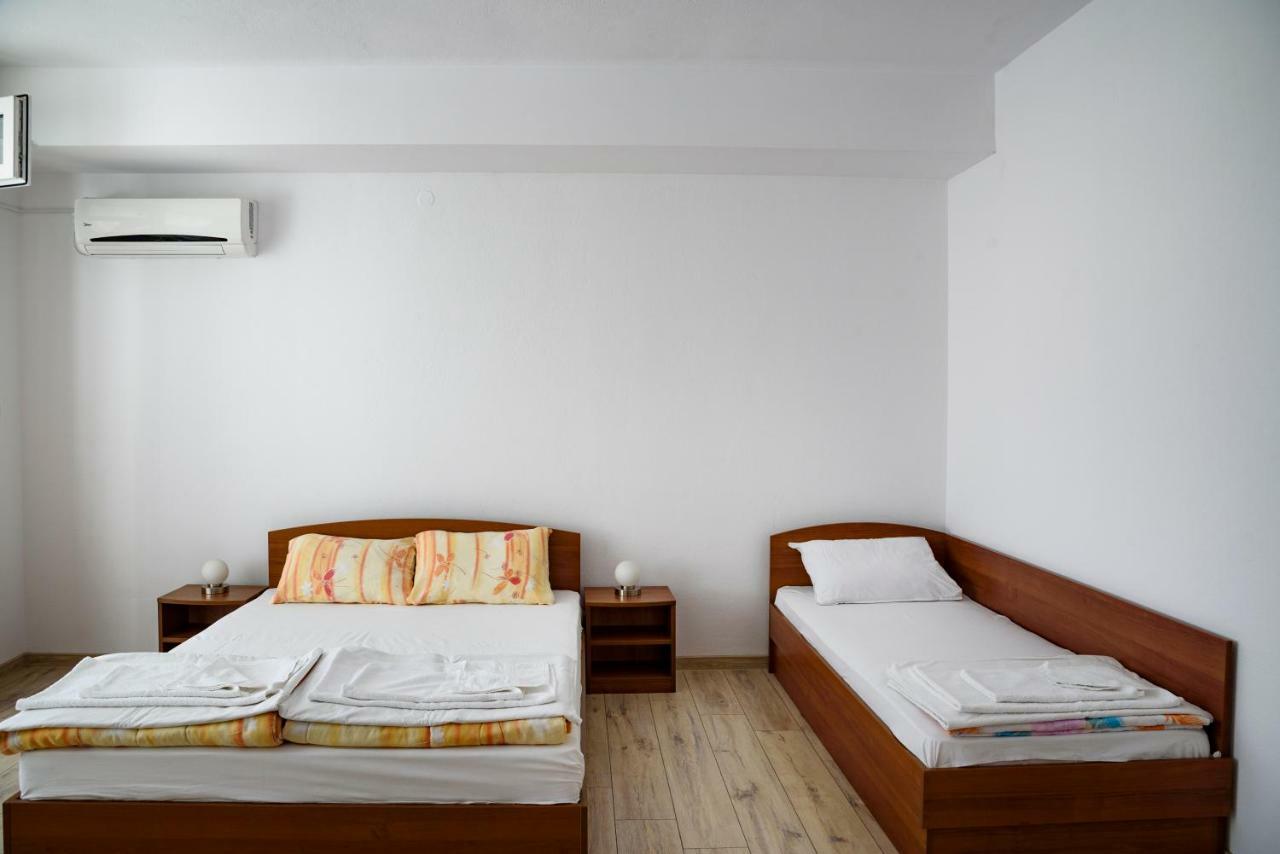 Gradina Hotel Chernomorets Bagian luar foto