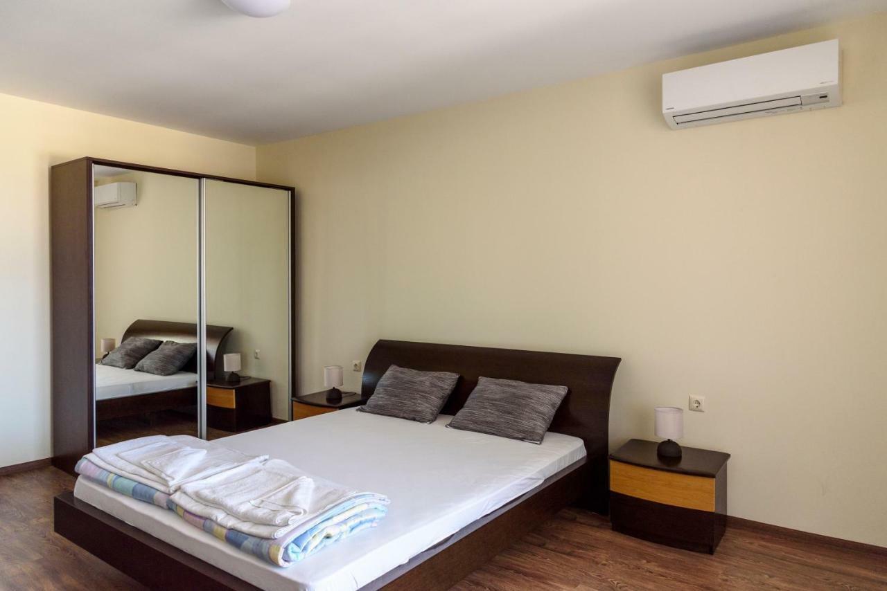Gradina Hotel Chernomorets Bagian luar foto