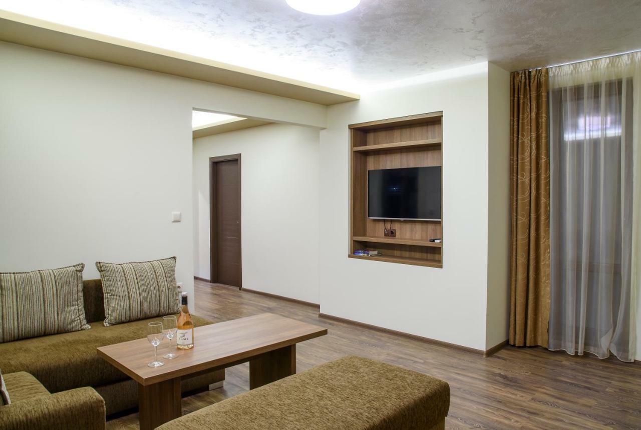 Gradina Hotel Chernomorets Bagian luar foto