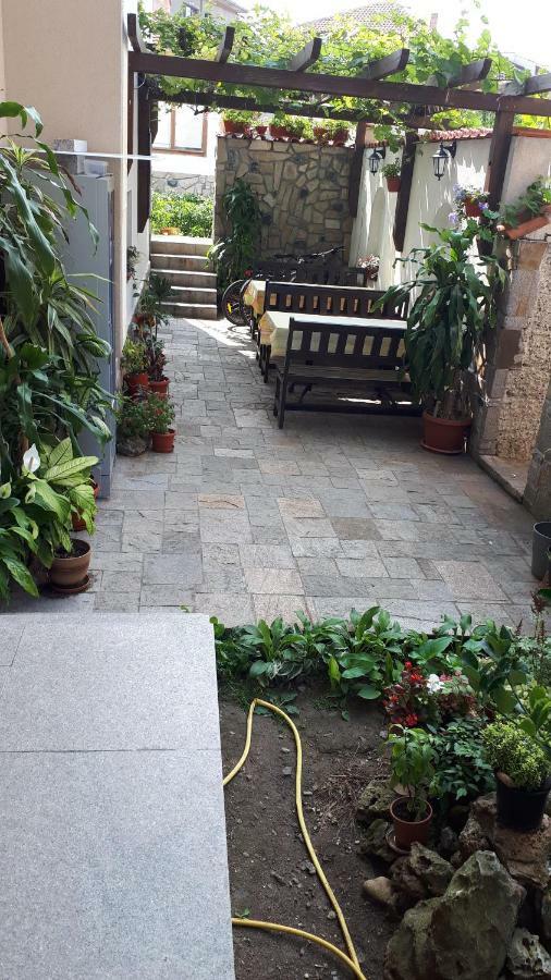 Gradina Hotel Chernomorets Bagian luar foto